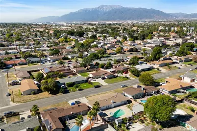 979 N Gardena, Rialto, CA 92376 - Photo 33