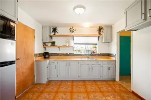 979 N Gardena, Rialto, CA 92376 - Photo 7