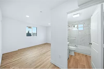300 E 25th, Los Angeles, CA 90011 - Photo 27