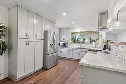 8441 Alameda, Downey, CA 90242 - Photo 7