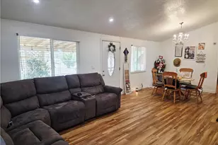 10375 Lilac, Oak Hills, CA 92344 - Photo 11