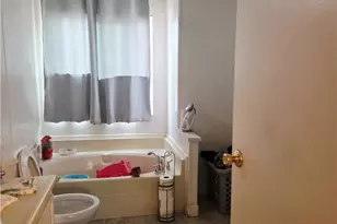 10375 Lilac, Oak Hills, CA 92344 - Photo 15