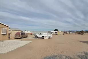 10375 Lilac, Oak Hills, CA 92344 - Photo 9