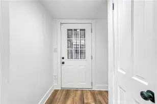 710 W 49th Pl, Los Angeles, CA 90037 - Photo 15