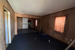 8511 Maie, Los Angeles, CA 90001 - Photo 5