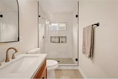 70 Saint Joseph Ave, Long Beach, CA 90803 - Photo 27