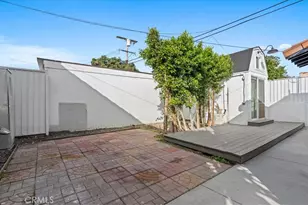 715 W 104th St, Los Angeles, CA 90044 - Photo 21