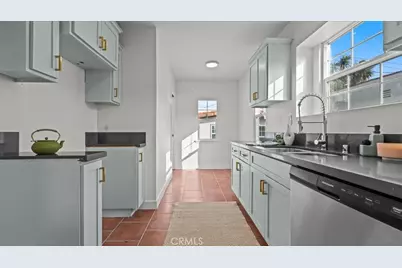 715 W 104th St, Los Angeles, CA 90044 - Photo 7