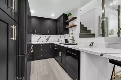 9005 Cynthia #317, West Hollywood, CA 90069 - Photo 3