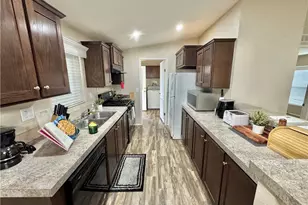 5800 Hamner, Eastvale, CA 91752 - Photo 5