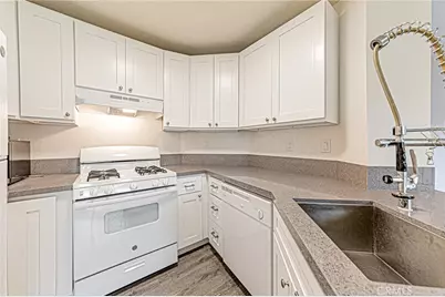 2608 Avenida Del Vista, Corona, CA 92882 - Photo 9