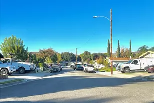 27220 Marchland, Canyon Country, CA 91351 - Photo 17