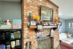 27220 Marchland, Canyon Country, CA 91351 - Photo 7