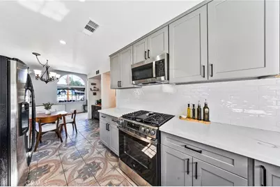 1732 E 61st, Los Angeles, CA 90001 - Photo 11