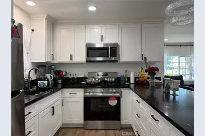 227 Palos Verdes Drive, Santa Ana, CA 92704 - Photo 15