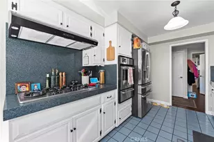 2066 Royalty, Pomona, CA 91767 - Photo 9