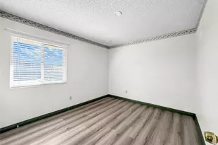 12243 Orchid Ln, Moreno Valley, CA 92557 - Photo 9