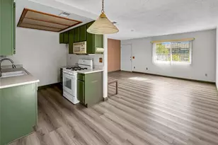 12243 Orchid Ln, Moreno Valley, CA 92557 - Photo 5