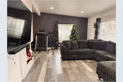 10347 Kalmia Street, Los Angeles, CA 90002 - Photo 7