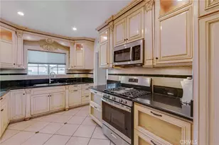 8023 Hooper Ave., Los Angeles, CA 90001 - Photo 13