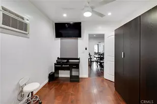 8023 Hooper Ave., Los Angeles, CA 90001 - Photo 11