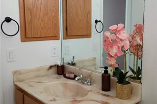 6225 Mariposa, 29 Palms MCB, CA 92277 - Photo 9