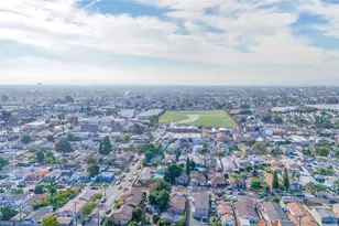 946 E 104th, Los Angeles, CA 90002 - Photo 37