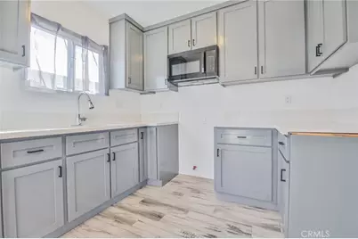 946 E 104th, Los Angeles, CA 90002 - Photo 13
