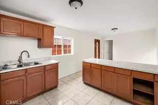 10933 Sampson Ave, Lynwood, CA 90262 - Photo 37