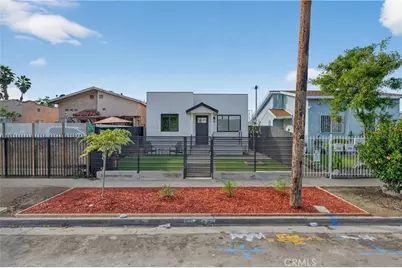 11113 1/2 S Budlong Avenue, Los Angeles, CA 90044 - Photo 1