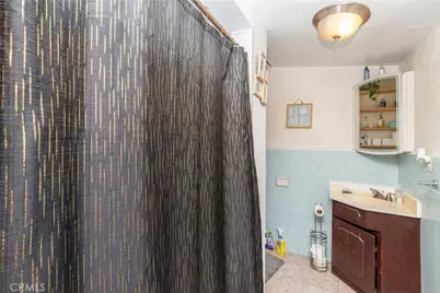 9421 Dearborn, South Gate, CA 90280 - Photo 39