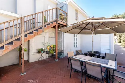 9421 Dearborn, South Gate, CA 90280 - Photo 23