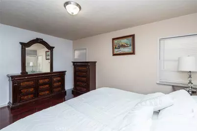 9421 Dearborn, South Gate, CA 90280 - Photo 17
