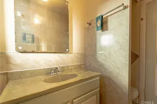 1706 W 65th Pl, Los Angeles, CA 90047 - Photo 15