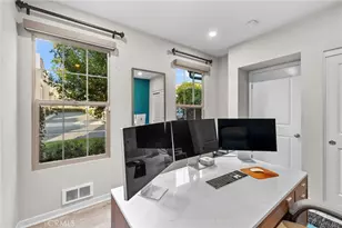 214 Elkhorn, Irvine, CA 92618 - Photo 27