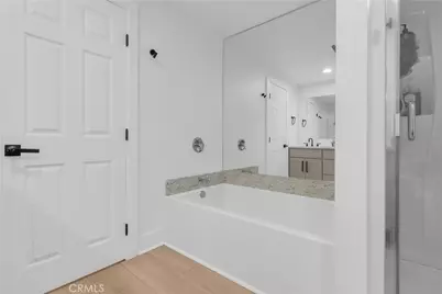 9888 Trinity, Oak Hills, CA 92344 - Photo 33