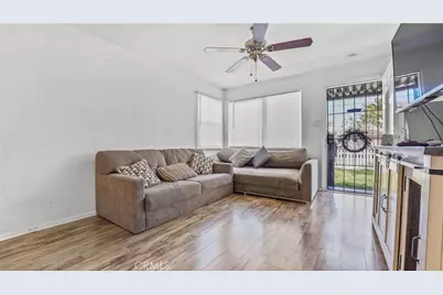 6546 Foster Bridge Blvd, Bell Gardens, CA 90201 - Photo 5