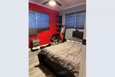 800 W 97th, Los Angeles, CA 90044 - Photo 11
