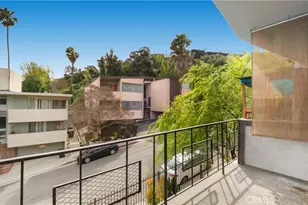 4431 Don Ricardo Dr, Los Angeles, CA 90008 - Photo 15