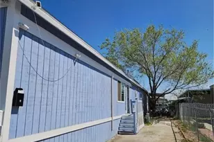 1301 E Ave I, Lancaster, CA 93535 - Photo 11