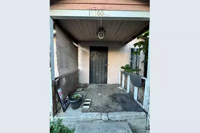 13300 S Largo Avenue, Compton, CA 90222 - Photo 3