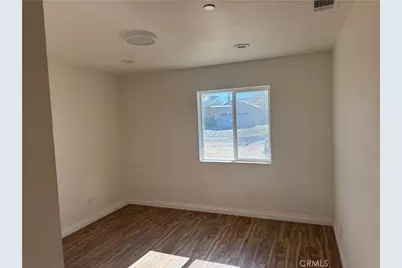 8401 Eucalyptus Avenue, California City, CA 93505 - Photo 9