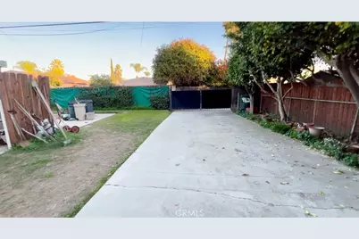 9621 Mills Ave, Montclair, CA 91763 - Photo 5