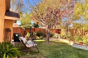 19849 Collins, Canyon Country, CA 91351 - Photo 25