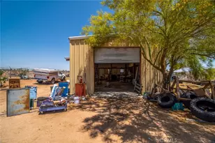 1676 Avalon, Yucca Valley, CA 92284 - Photo 49