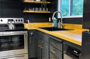 43428 Primrose, Big Bear Lake, CA 92315 - Photo 7