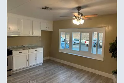 6656 E Rosecrans Avenue #N12, Paramount, CA 90723 - Photo 9