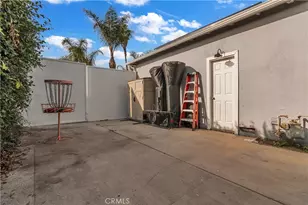 9733 Priscilla St, Downey, CA 90242 - Photo 31