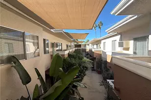 7013 Haskell, Van Nuys, CA 91406 - Photo 9
