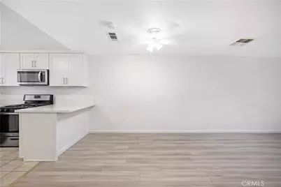 334 S Walnut Avenue, Brea, CA 92821 - Photo 9